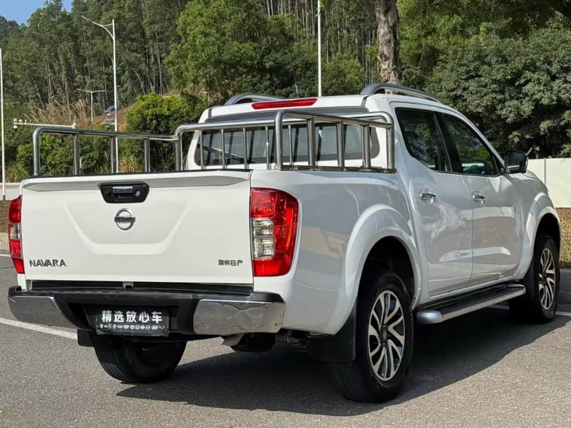 Nissan Navara - 10