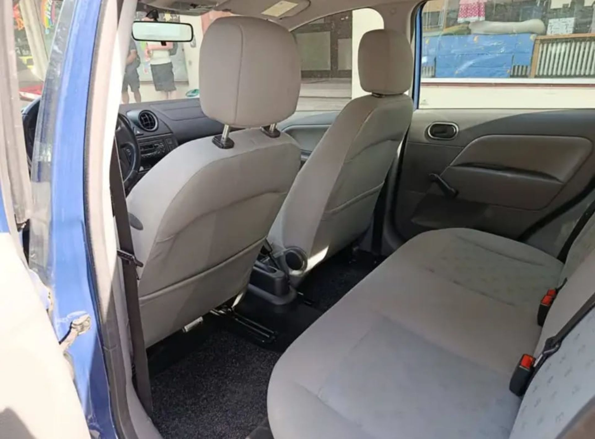 Ford Fiesta 5-Türer 1.3 - 4