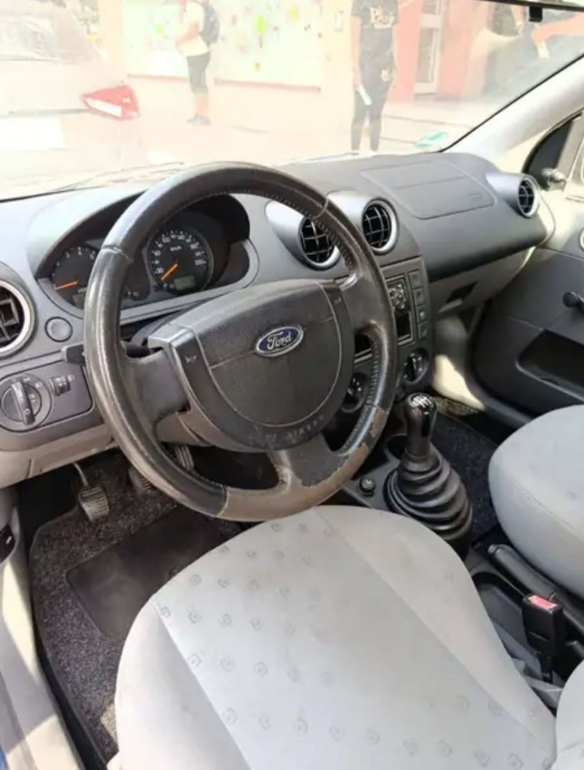 Ford Fiesta 5-Türer 1.3 - 3