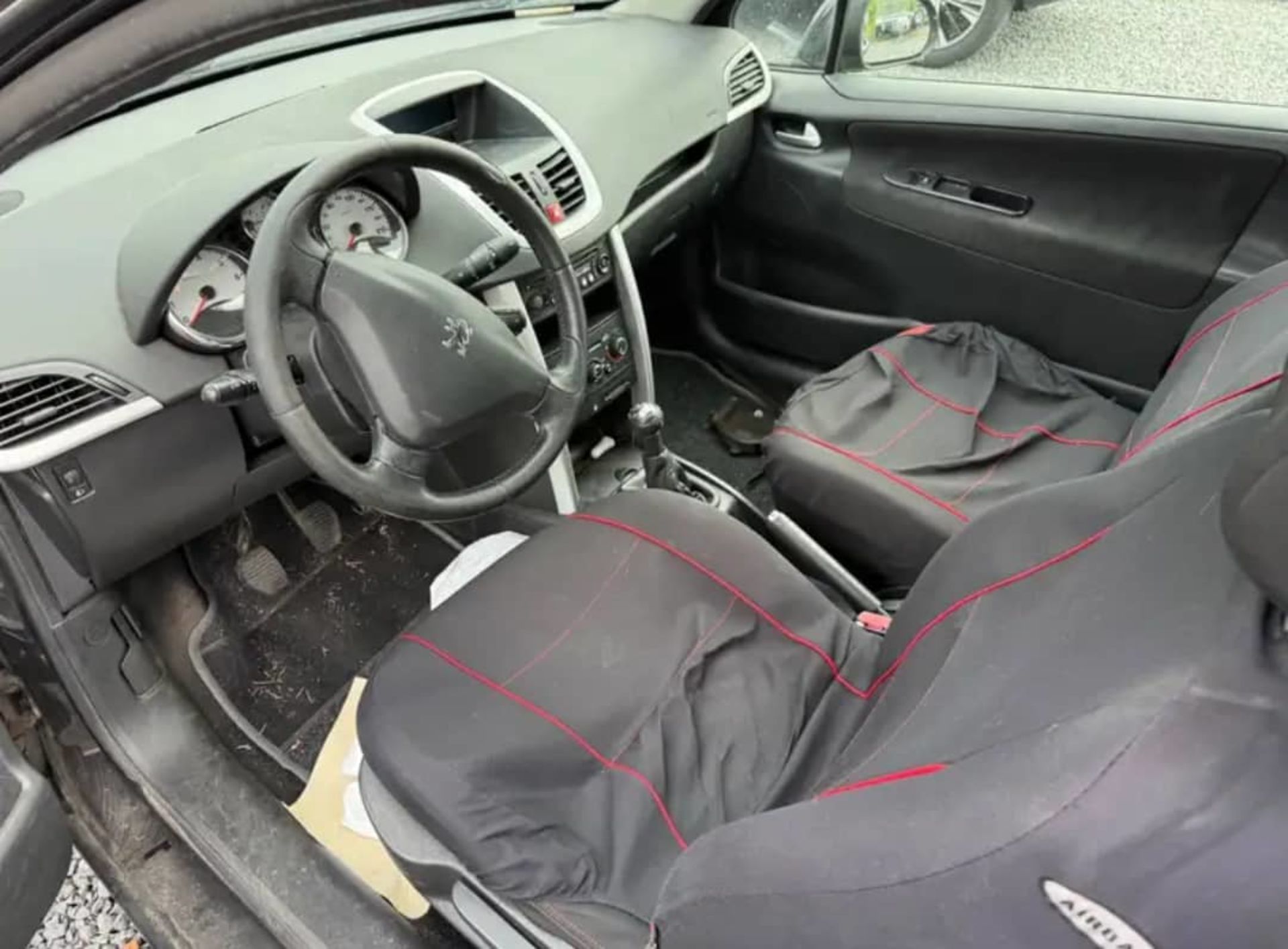 Peugeot 207 - 2