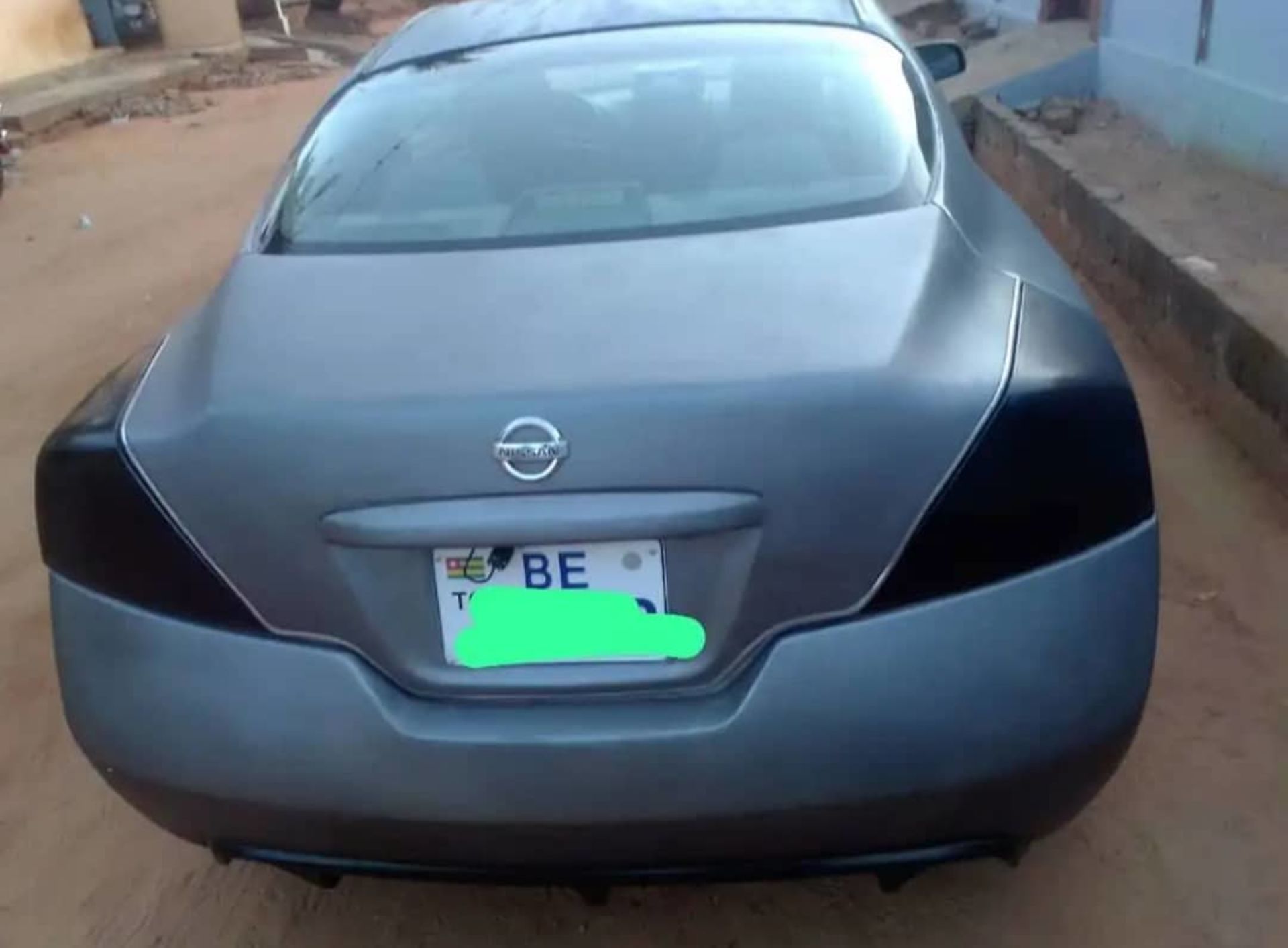 Nissan Altima - 5