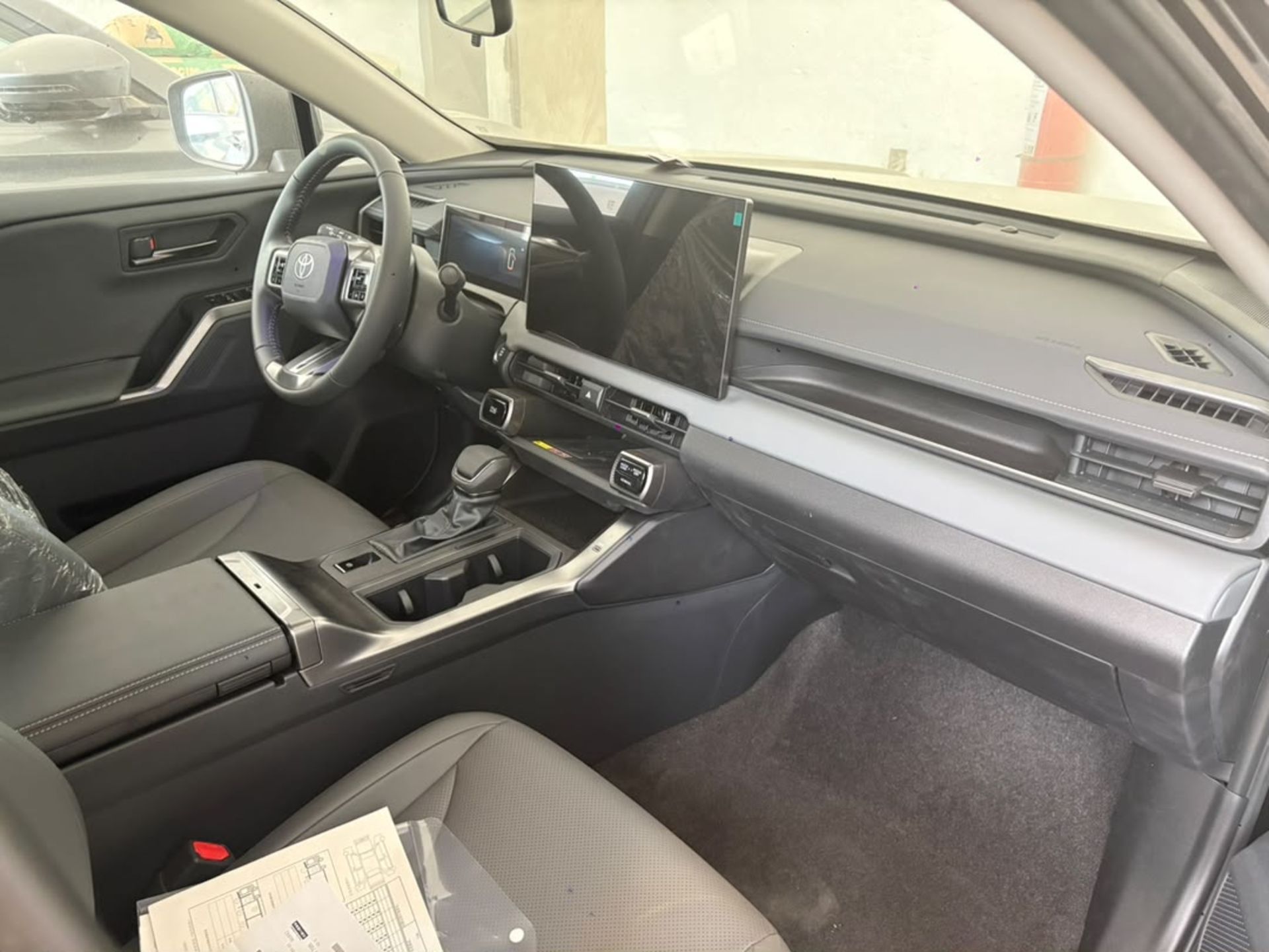 Toyota RAV4 - 2