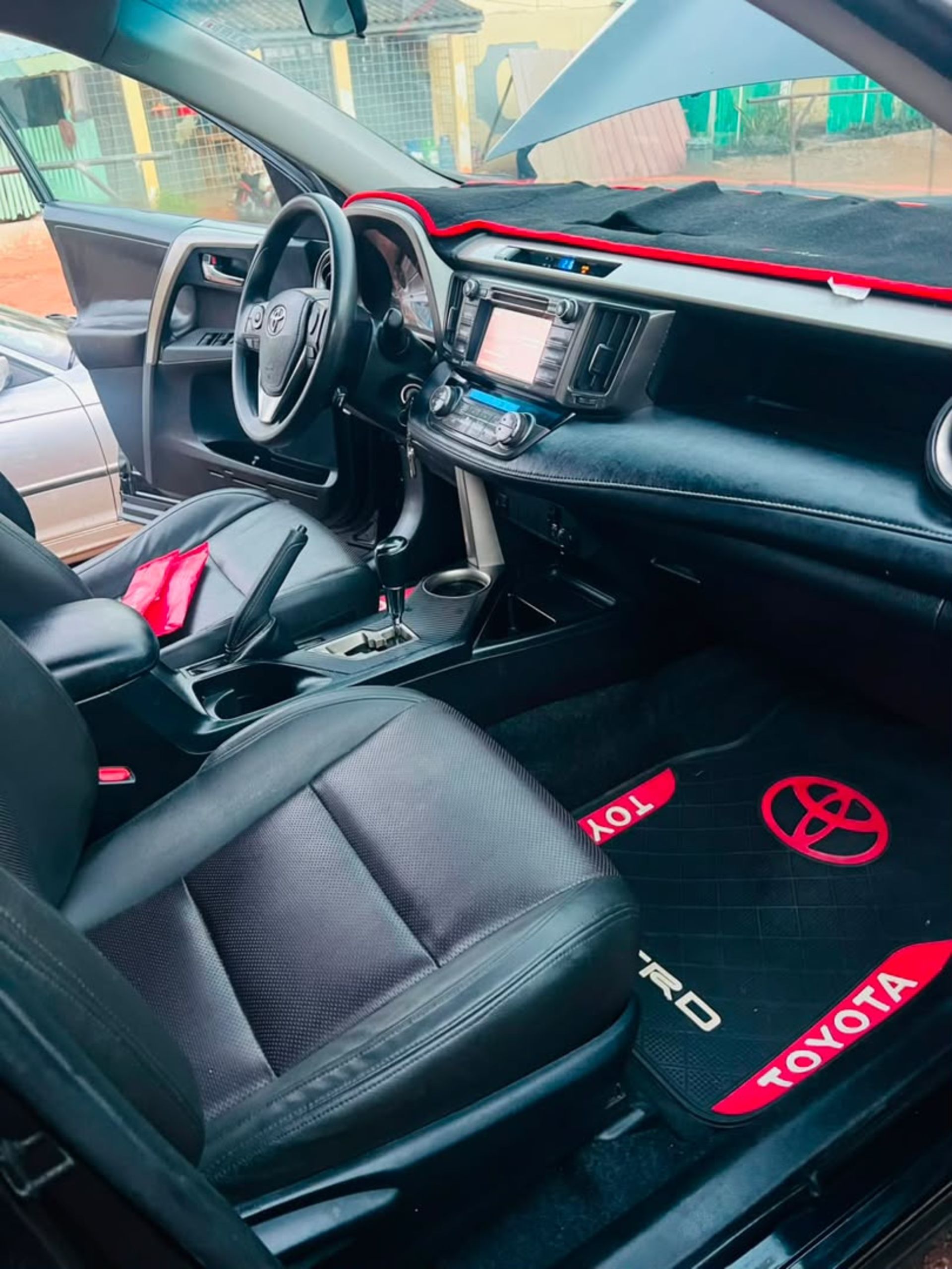 Toyota RAV4 - 3