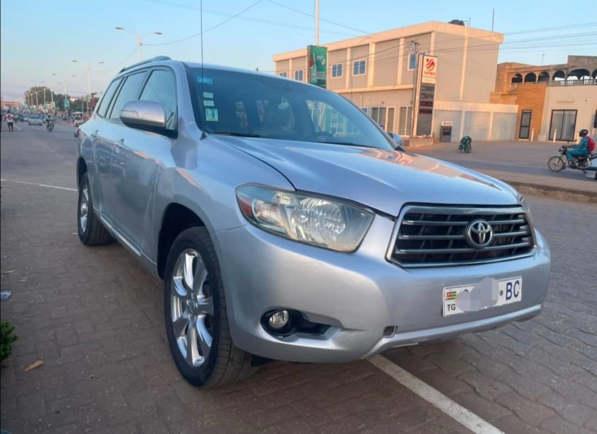 Toyota Highlander - 1