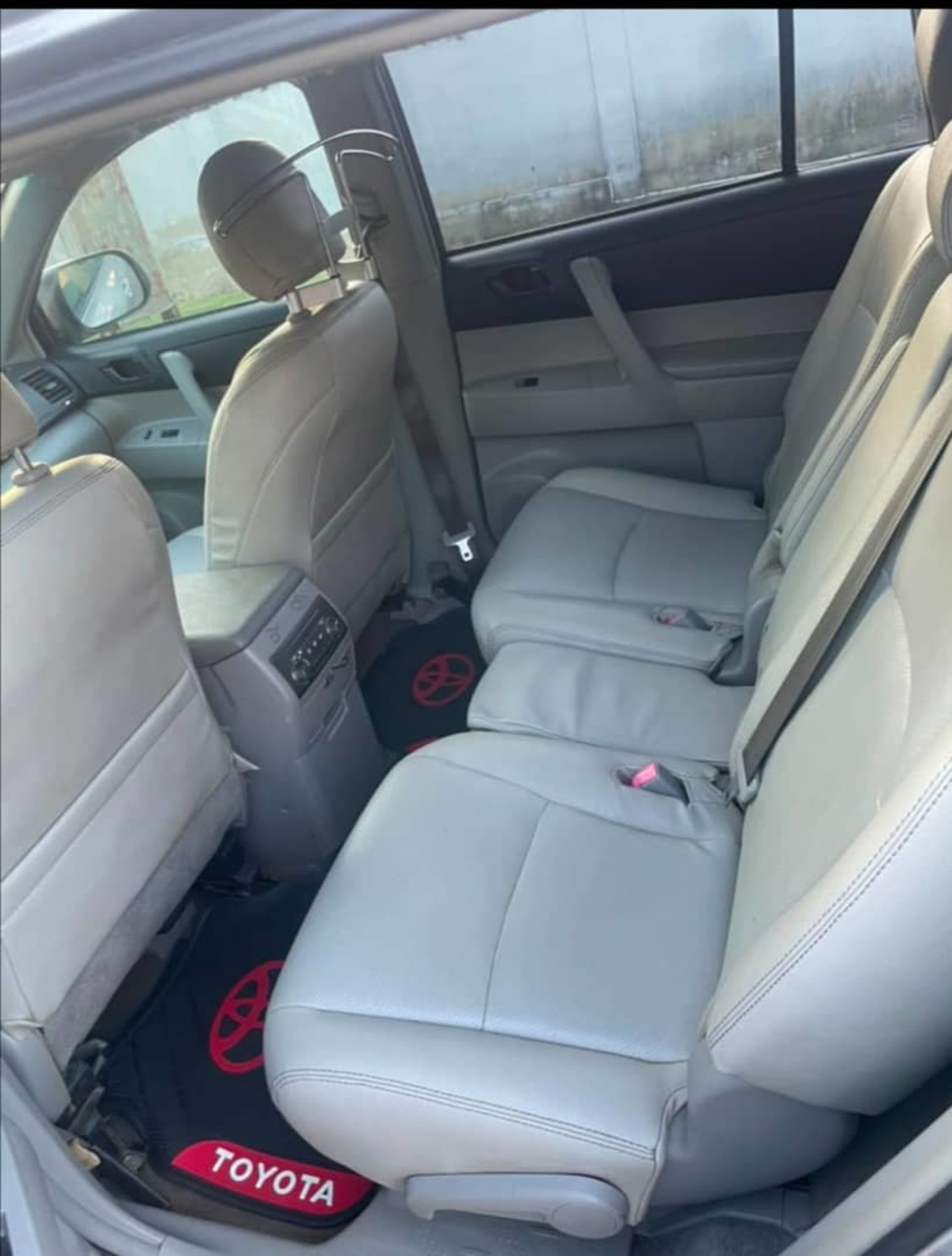 Toyota Highlander - 3
