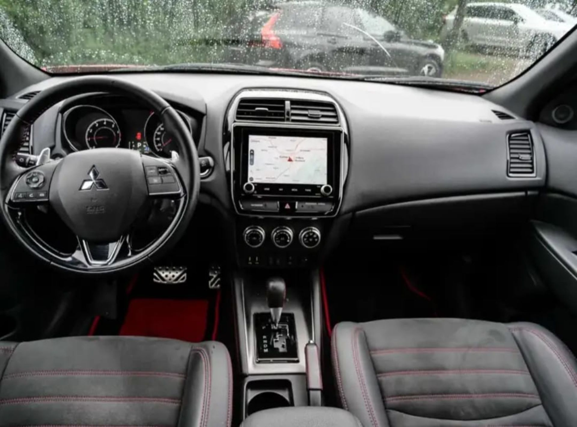 Mitsubishi RVR - 2