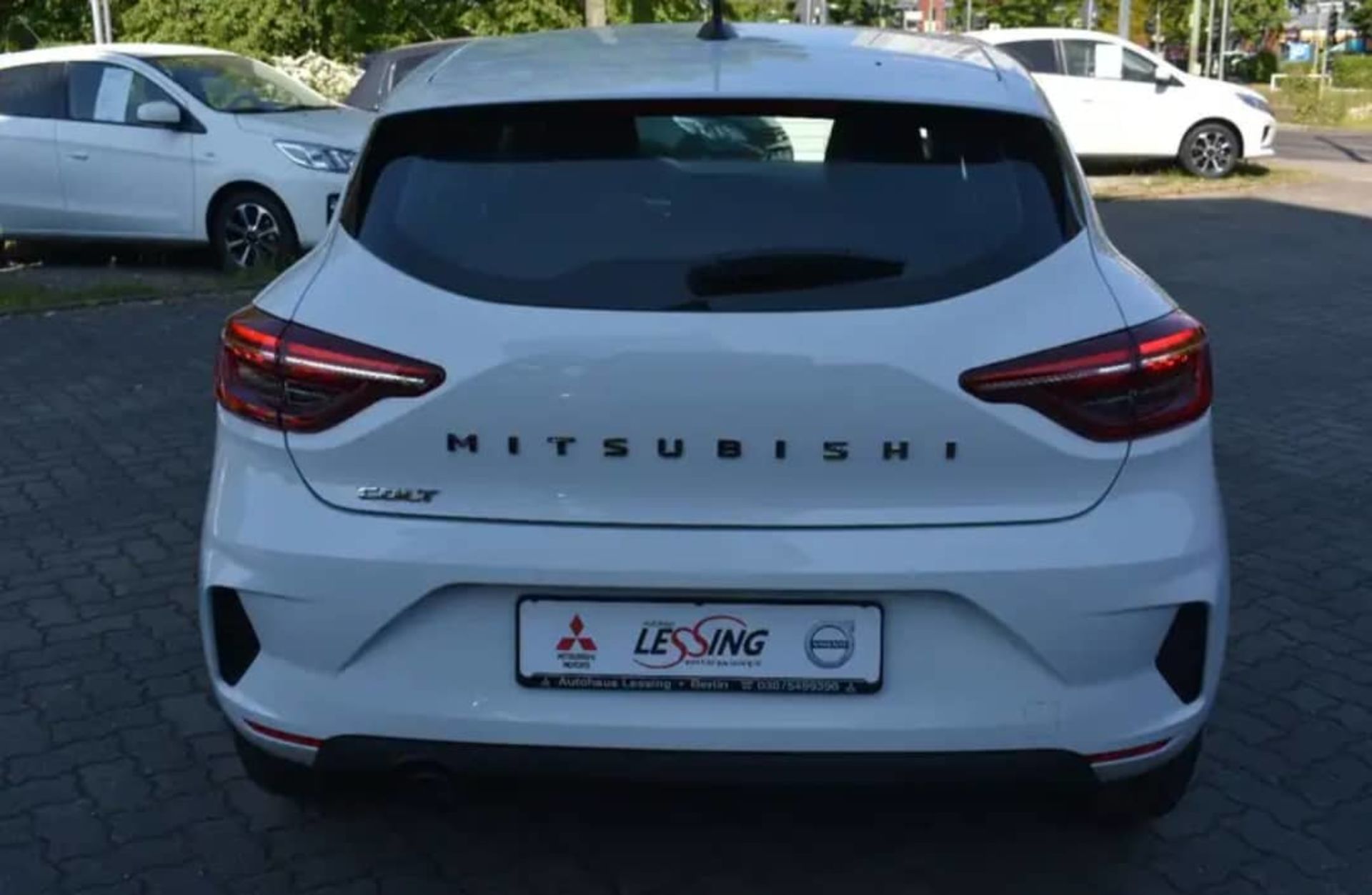Mitsubishi Colt - 10