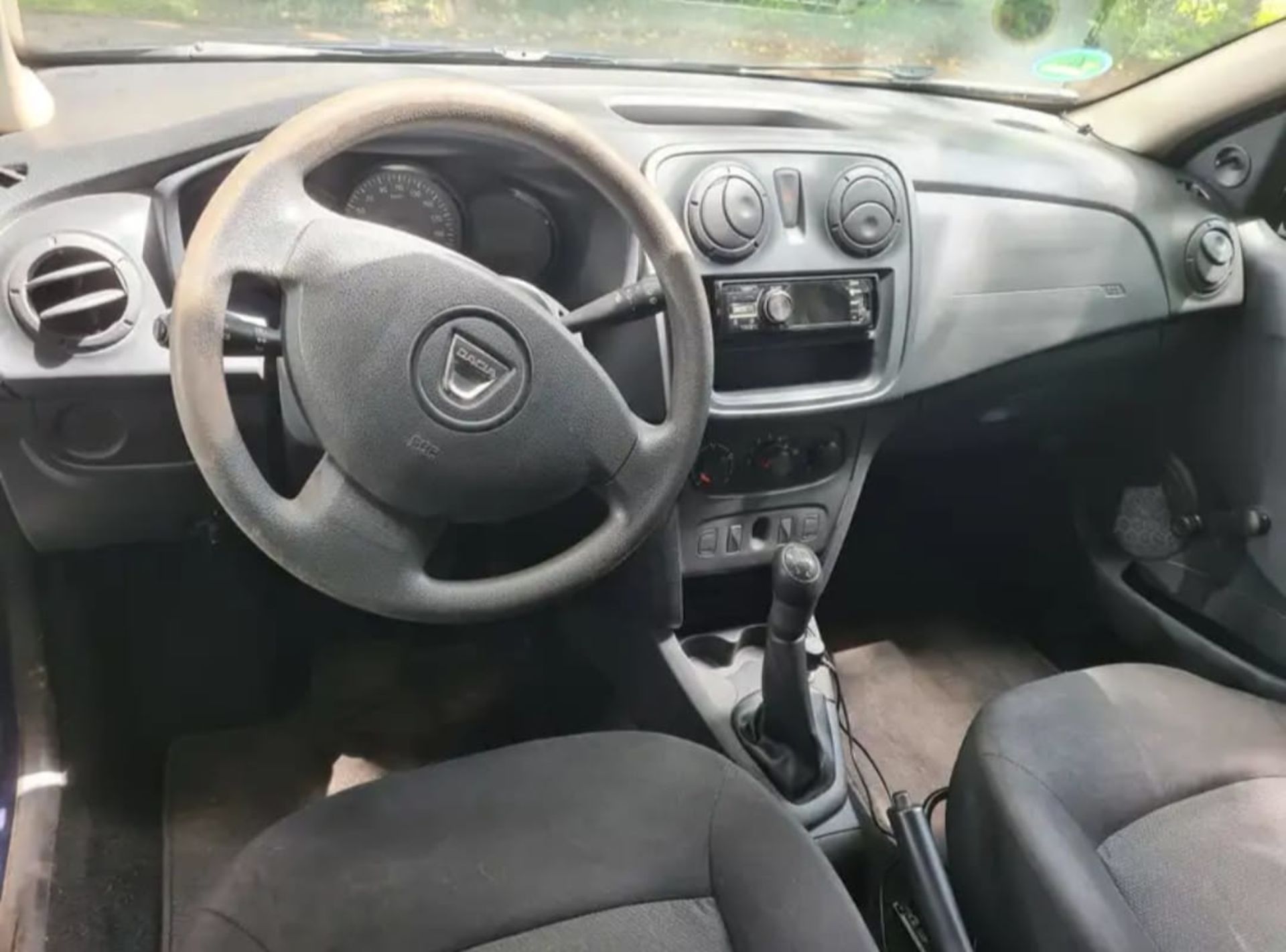 Dacia Sandero - 3