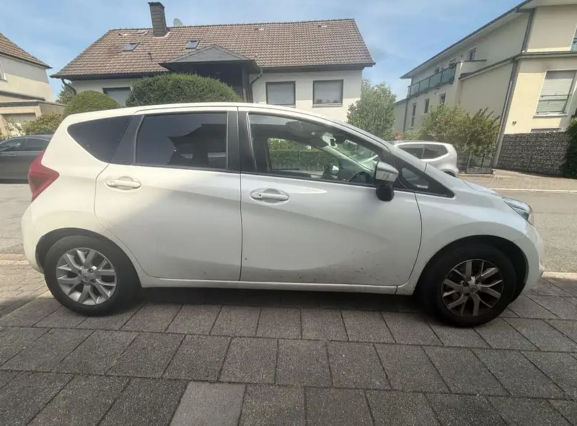 Nissan Versa Note - 5