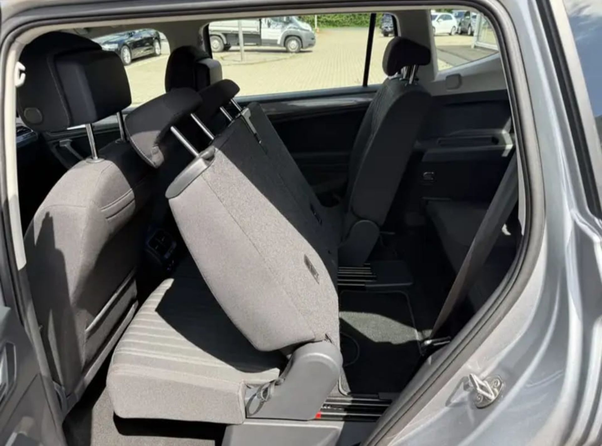 Volkswagen Tiguan - 6