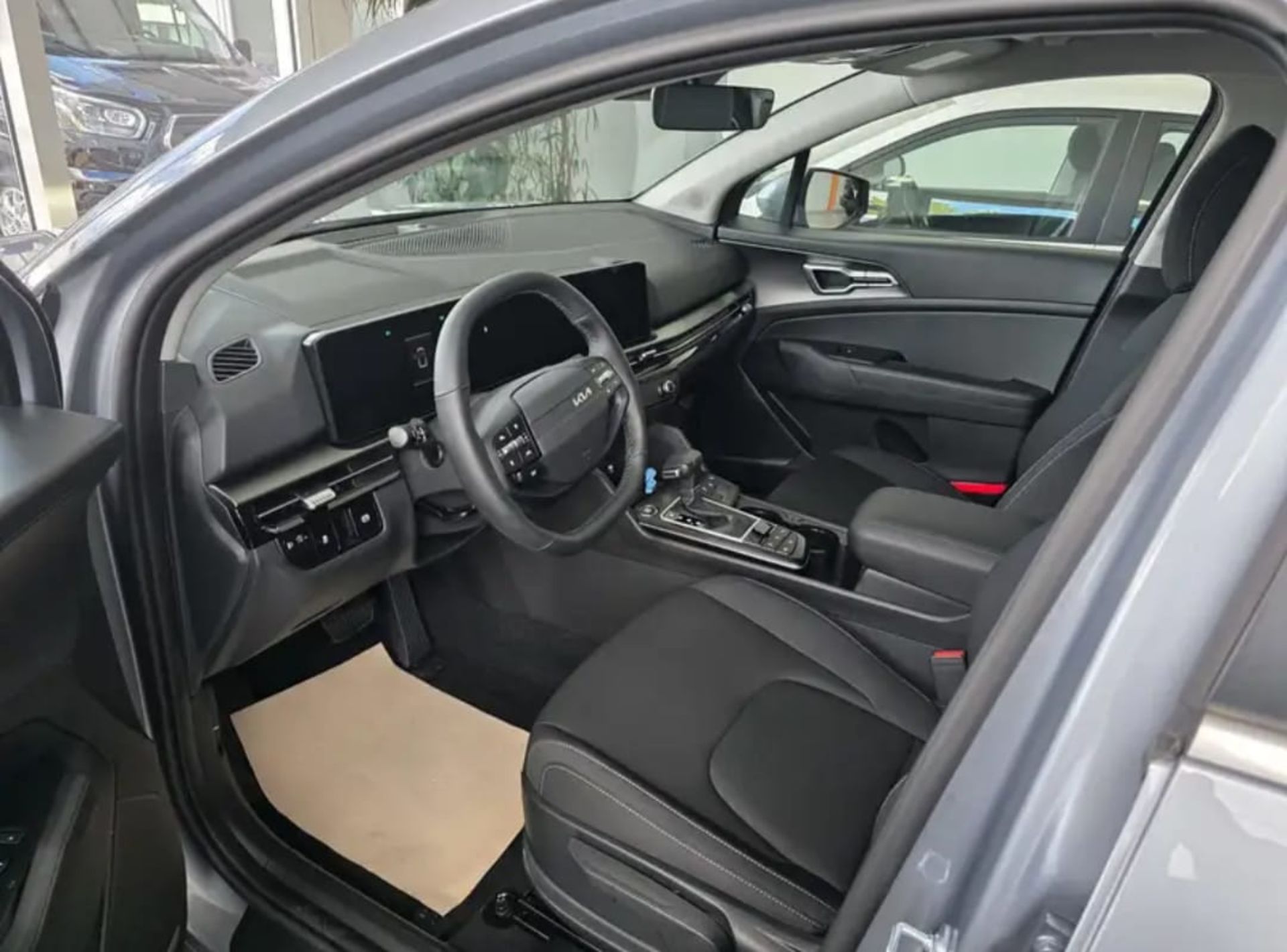 Kia Sportage - 2