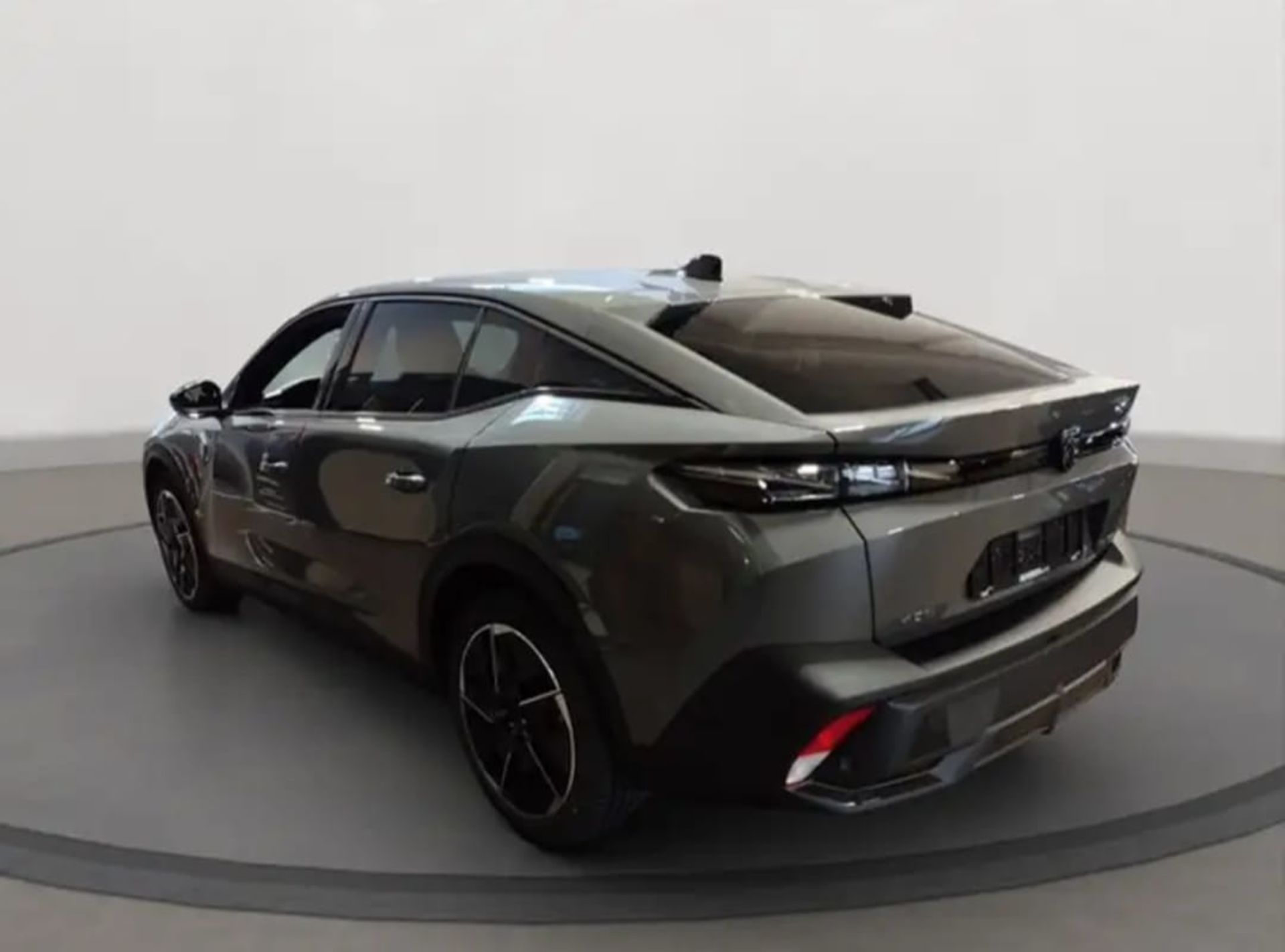 Peugeot 408 - 7