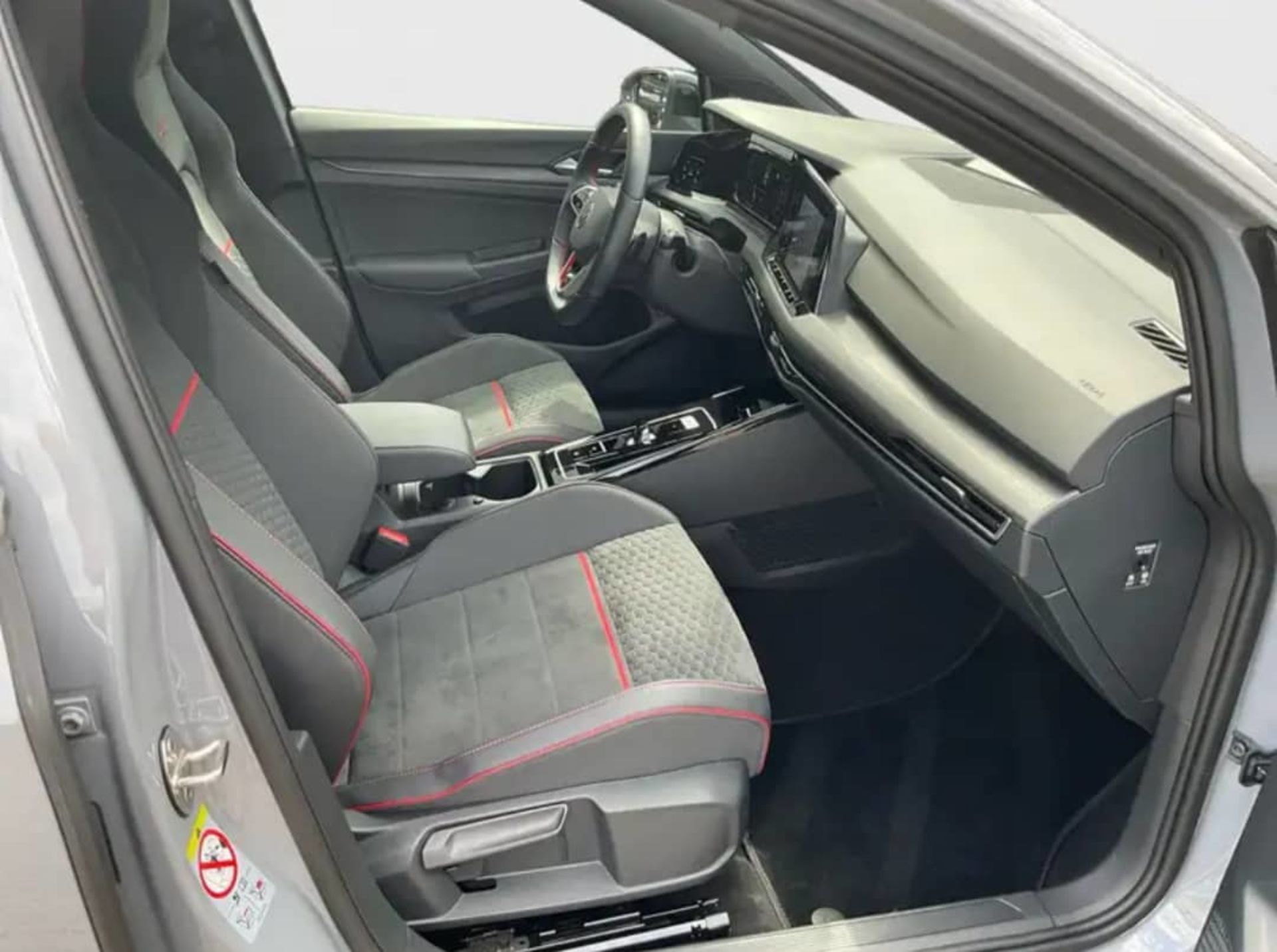 Volkswagen Golf VIII GTI - 6