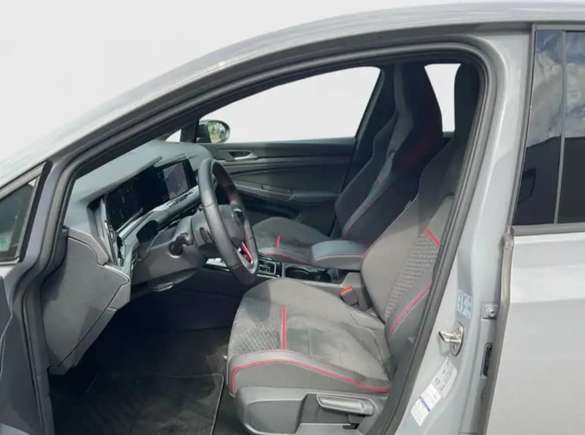 Volkswagen Golf VIII GTI - 5
