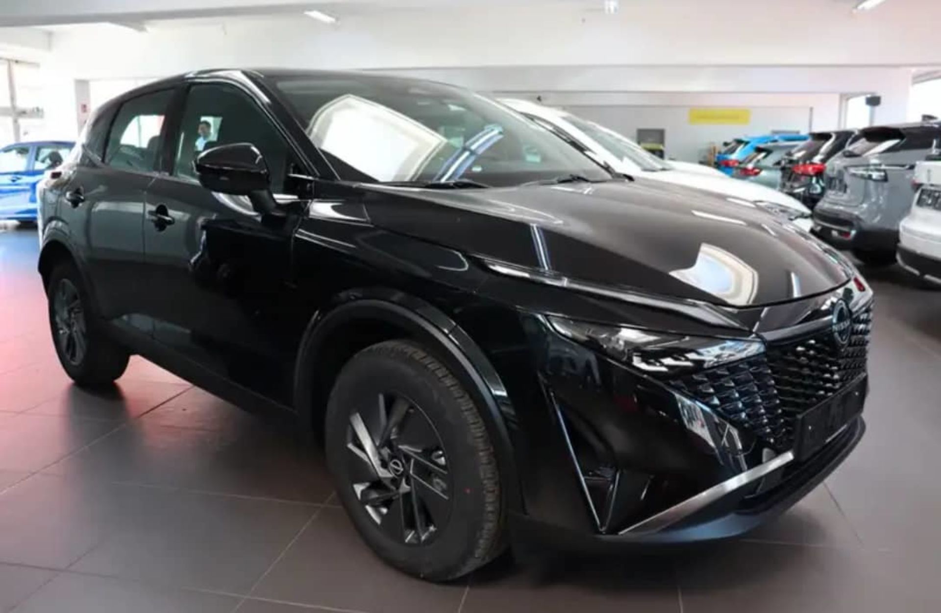 Nissan Qashqai - 1