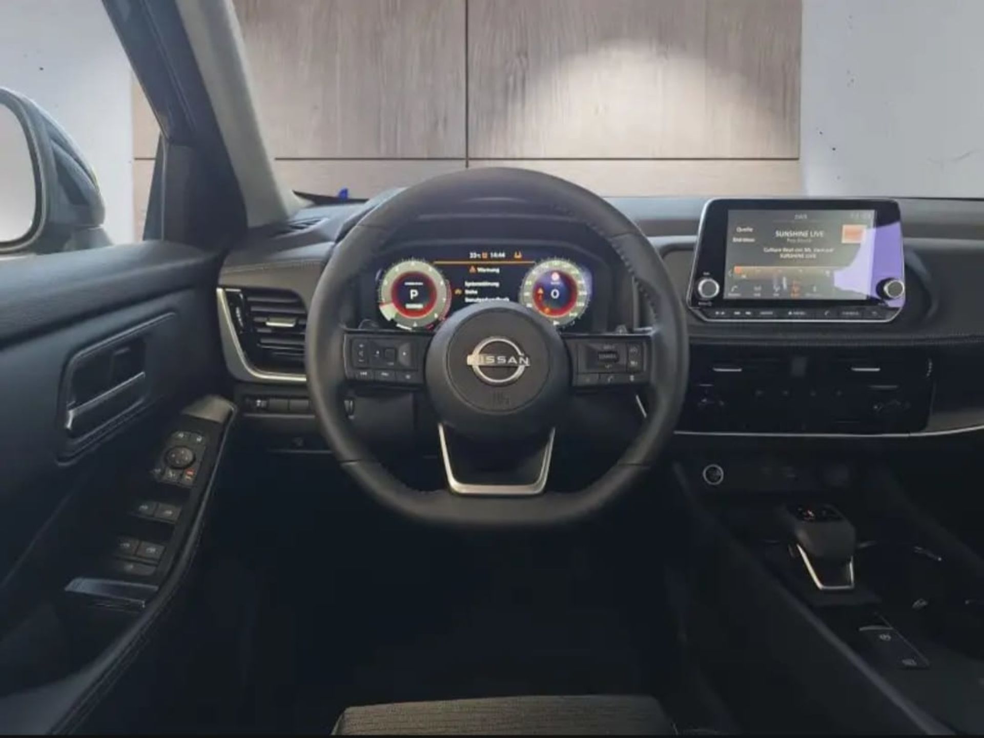 Nissan X-Trail - 2