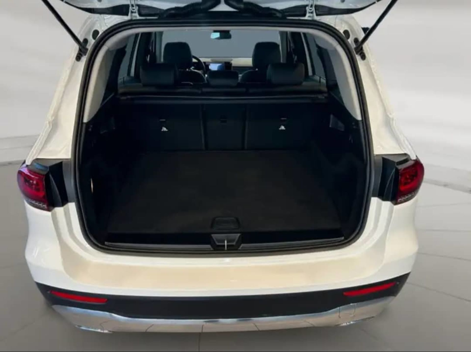 Mercedes-Benz GLB-Class - 9