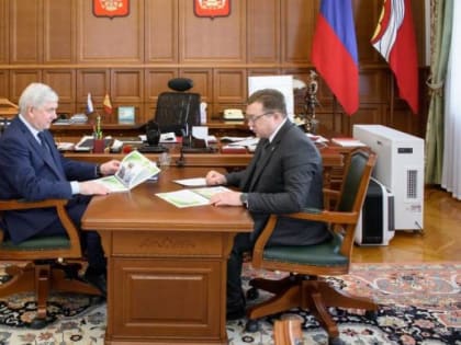 Глава администрации Поворинского района Воронежской области досрочно сложил полномочия