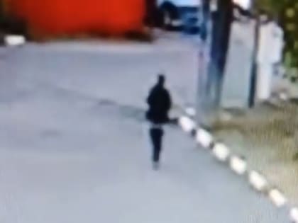 Мужчина предложил прохожему купить кофе и ограбил его в Воронеже