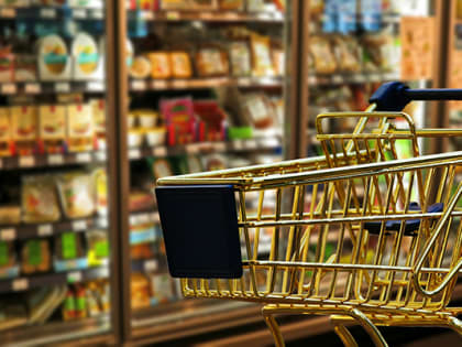 В феврале в Воронежской области подорожали пельмени, сосиски и бананы