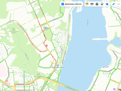 Воронежские водители встали в&nbsp;огромной пробке на&nbsp;новой улице