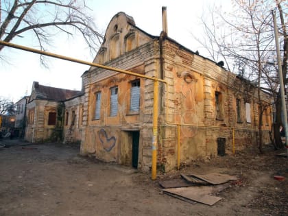 Ремонт дома Гарденина готова выполнить только одна организация, и не меньше чем за 126 млн рублей