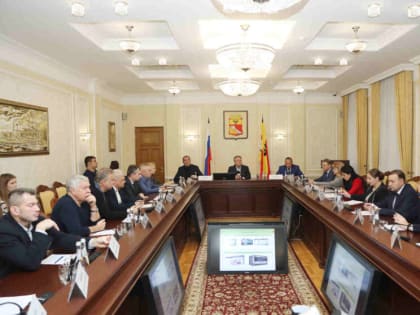 Заседание координационного совета по развитию малого и среднего предпринимательства провел мэр Воронежа Вадим Кстенин 