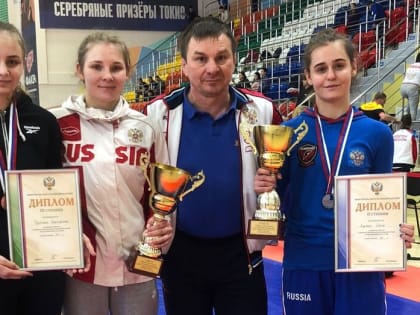 Воронежские спортсменки завоевали 2 медали первенства России по борьбе