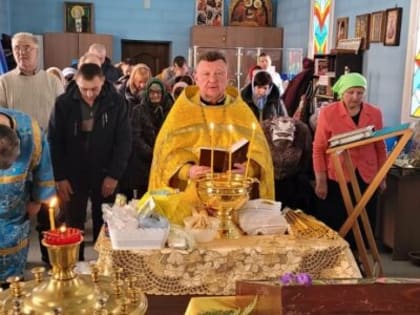 Молебен в праздник Сретения Господня в храме Богоотец Иоакима и Анны с. Морозовка