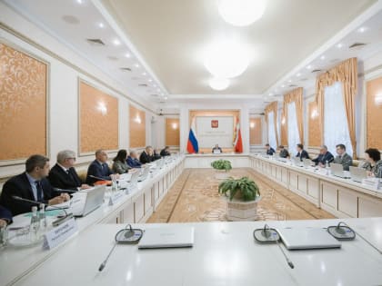 Воронежский губернатор поручил перейти к шестилетнему планированию по всем отраслям 