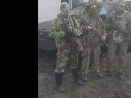 Воронежские общественники передали дизельный внедорожник для спецназа, воюющего в СВО