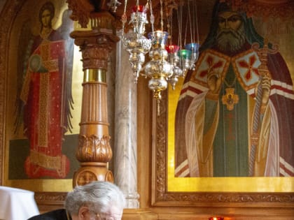 В Неделю сыропустную, воспоминание Адамова изгнания, митрополит Воронежский и Лискинский Сергий возглавил служение Божественной литургии