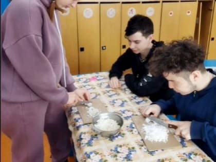 Акция «Окопная свеча» в помощь бойцам военной спецопераци