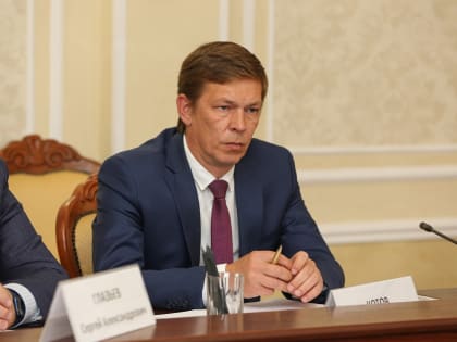 Глава Воронежа Вадим Кстенин провел еженедельное планерное совещание