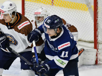 Воронежский «Буран» уступил дома хоккеистам из Орска