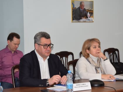 Николай Приставка и Елена Перегудова приняли участие в совместном совещании по взаимодействию налоговых органов и Росреестра