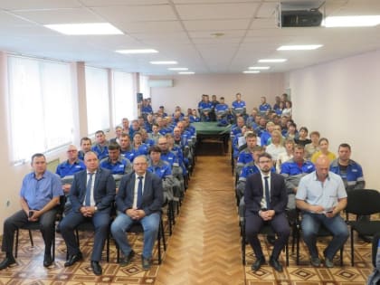 В пятницу, 21 июля, в актовом зале Калачеевского ЛПУМГ состоялась рабочая встреча