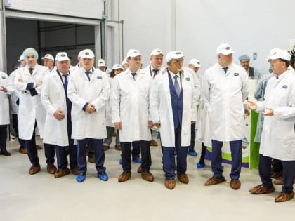 Владимир Нетёсов принял участие в церемонии открытия первого в России производства концентрата молочных белков