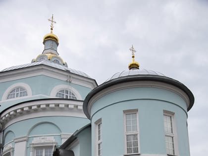 В Неделю 2-ю Великого поста митрополит Воронежский и Лискинский Сергий возглавил служение Божественной литургии в Алексиево-Акатовом монастыре