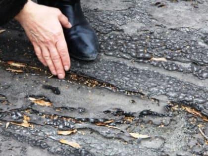 «Ни&nbsp;проехать, ни&nbsp;пройти!» Воронежцы жалуются на&nbsp;странный ремонт дорог в&nbsp;частном секторе