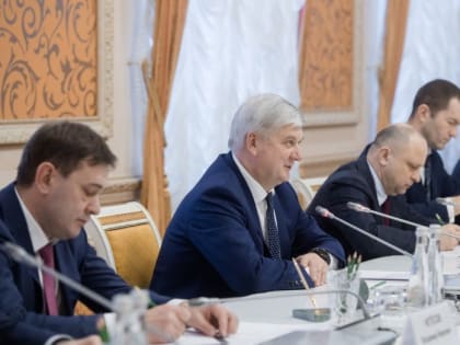 Губернатор Воронежской области встретился с делегацией Федерального Собрания РФ