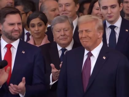 «Украина готова». Трамп хочет встретиться с Путиным, чтобы закончить конфликт