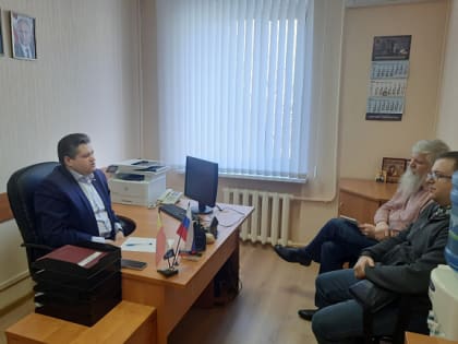 Депутат Андрей Зачупейко провел прием граждан