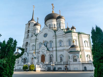 В Неделю 13-ю по Пятидесятнице, день Усекновения главы Пророка, Предтечи и Крестителя Господня Иоанна митрополит Воронежский и Лискинский Сергий возглавил служение Божественной лит