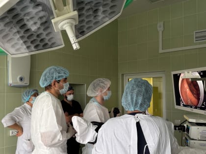 ️Врачи эндоскопического отделения ВОКБ №1 впервые в своей практике применили новый метод для удаления опухоли кишечника без разрезов на коже