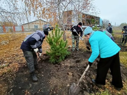 В Сагунах открыли аллею в честь Героя России