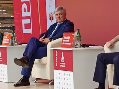 Губернатор Воронежской области уцепился за топ-50 в рейтинге «Медиалогии» за январь