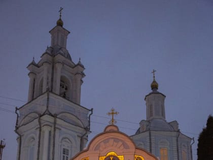 Митрополит Воронежский и Лискинский Сергий совершил Великое освящение Введенского храма г. Воронежа