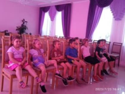 «Летний кинотеатр» для воспитанников реабилитационного центра «Росток»