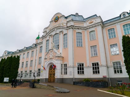 Митрополит Воронежский и Лискинский Сергий посетил Воронежский государственный аграрный университет